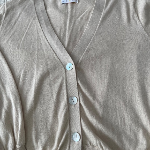 Dress for casual trend with sweater for cooler temps - Picture 6 of 6